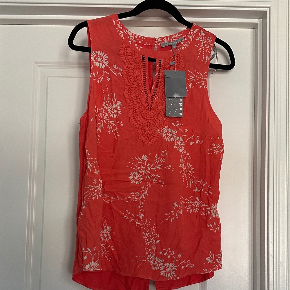 Daniel Rainn Red Floral Sleeveless Blouse